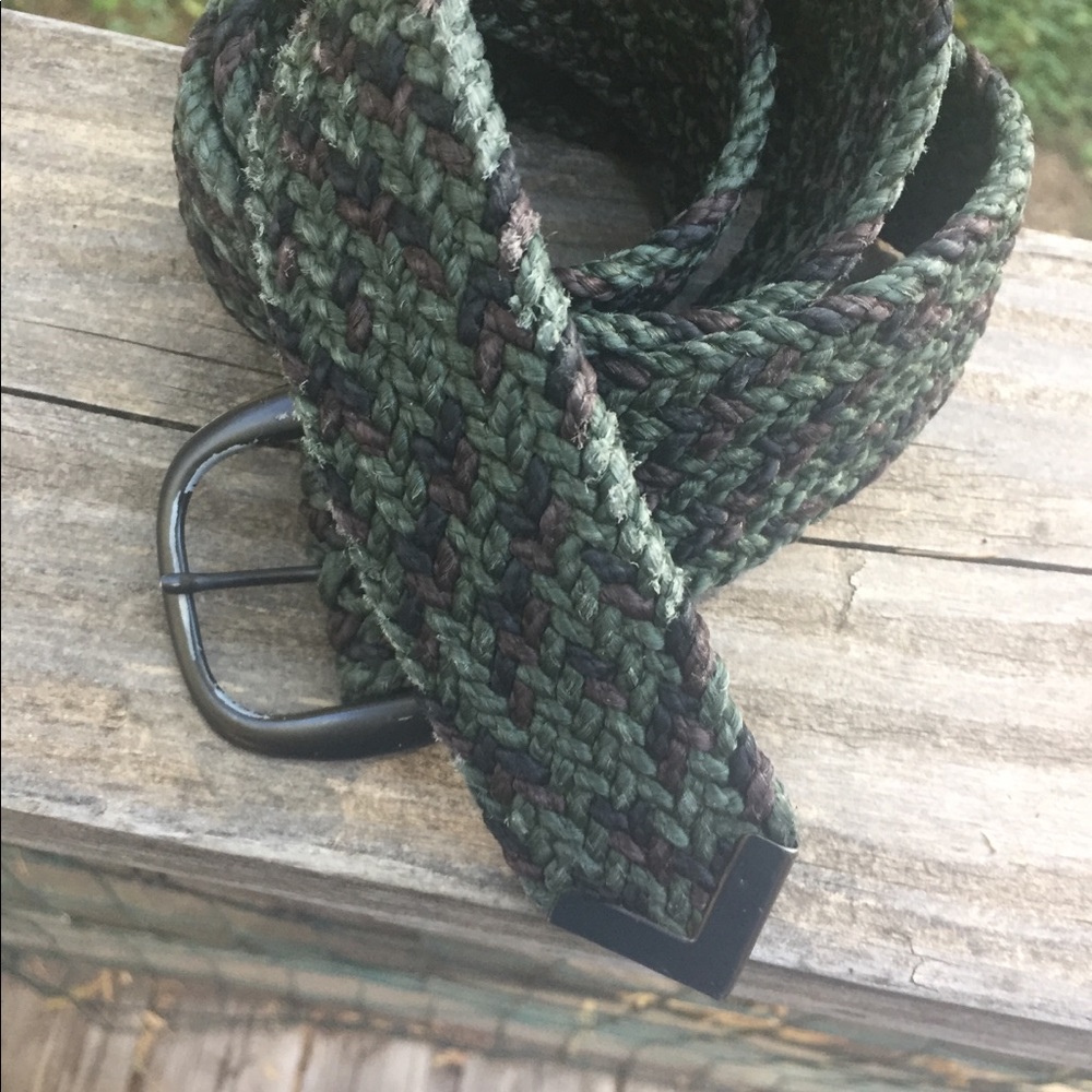 Woven shades of green webbed  vintage statement belt - Picture 3 of 6
